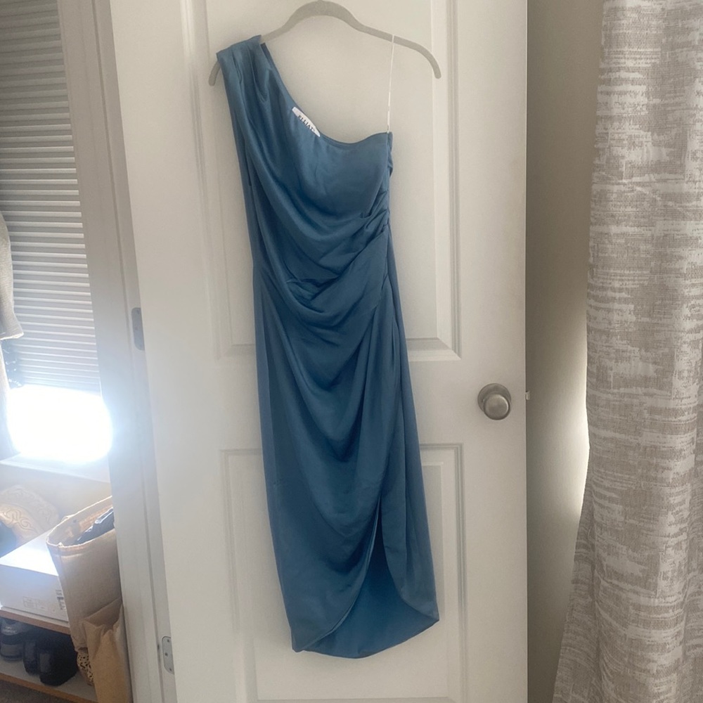 Elliatt Cassini Dress - small